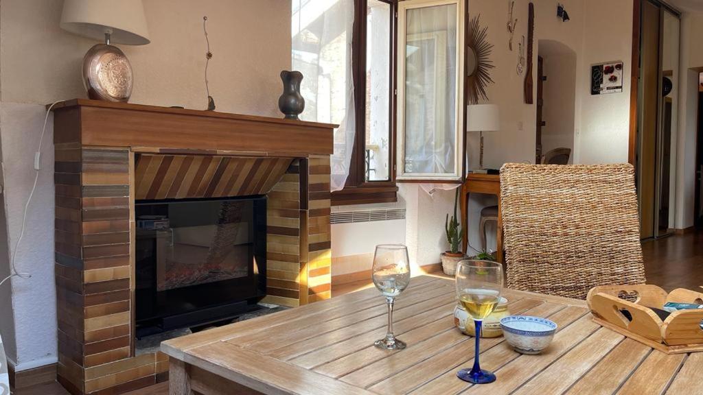 Cosy And Calm In Grenoble City Heart With Free And Large Parking Q-Park Chavant Exterior photo
